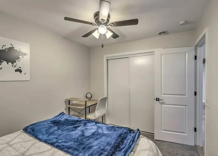 Show Retreat With Sauna, Rv Hookups And Tesla Plug *