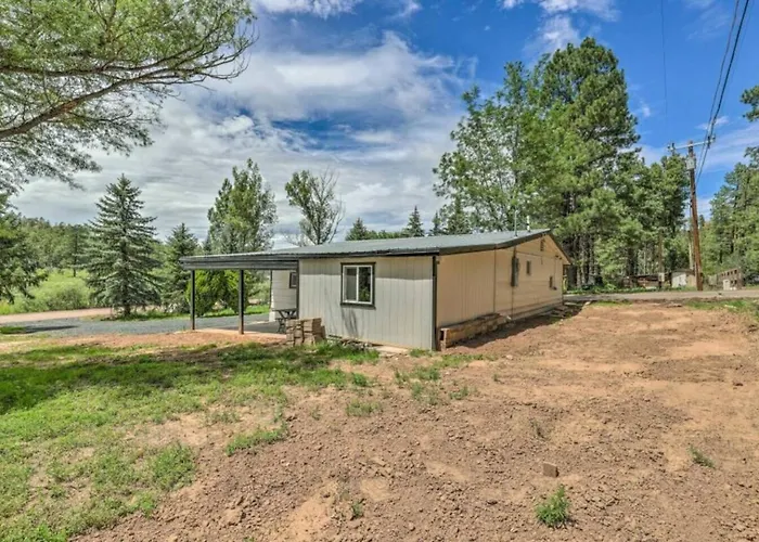 Show Retreat With Sauna, Rv Hookups And Tesla Plug Show Low